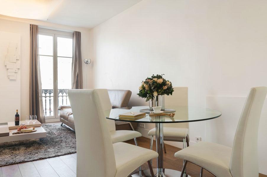 Two Bedroom Luxury Apartment - Balcony With View Of Notre Dame París Exterior foto